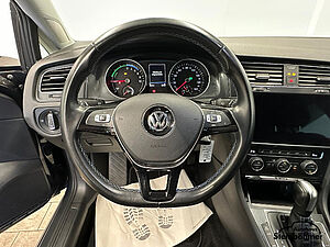 Volkswagen Golf e-Golf LED NAV Pro CCS SHZ AppCon 