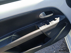 Volkswagen up! move up! 1.0 Bluetooth SHZ RearView 