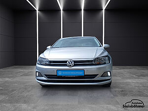 Volkswagen Polo Comfortline Navi Sitzhzg. Parkpilot 