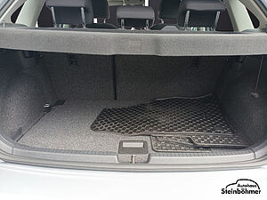 Volkswagen Polo Comfortline Navi Sitzhzg. Parkpilot 