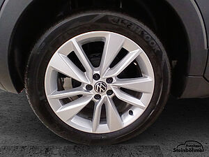 Volkswagen T-Cross GOAL 1.0TSI LED NAV ACC SHZ AppCon