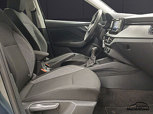 SKODA Kamiq Active 1.0TSI LED AHK SHZ Bluetooth 