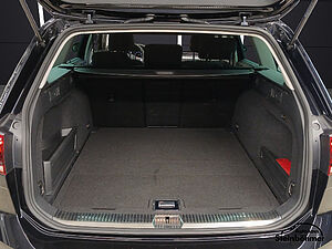 Volkswagen Passat Variant 2.0TDI DSG LED AHK Standhzg 