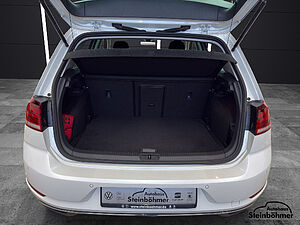 Volkswagen Golf VII 1.0 TSI IQ.DRIVE Navi SideAss 