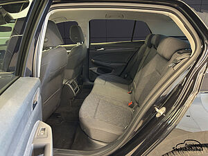 Volkswagen Golf Life 1.5TSI LEDPlus NAV SHZ RearView AppCon 