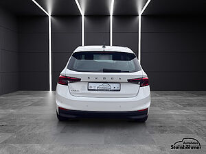 SKODA Fabia Ambition Tour 1.0TSI Navi LED Sitzhzg 