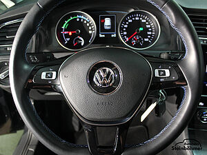Volkswagen Golf e-Golf Navi LED beh. Frontscheibe 