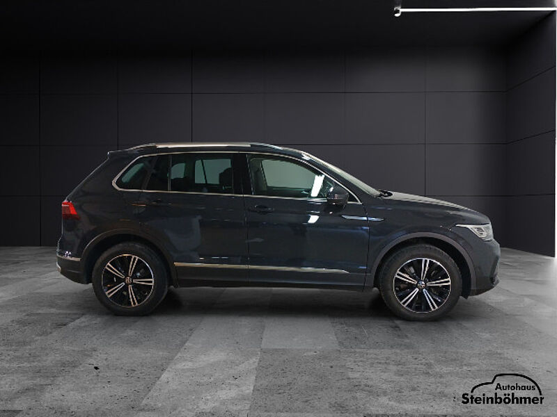 Volkswagen Tiguan Elegance 2.0TDI DSG 4M Navi AHK