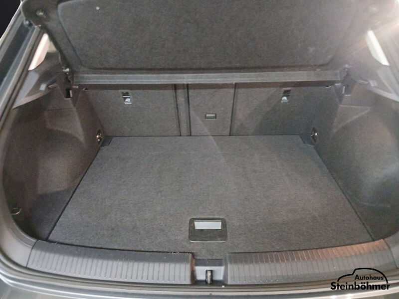 Volkswagen T-ROC Life 1.0TSI Navi LED Dig. Cockpit Sitzhzg.