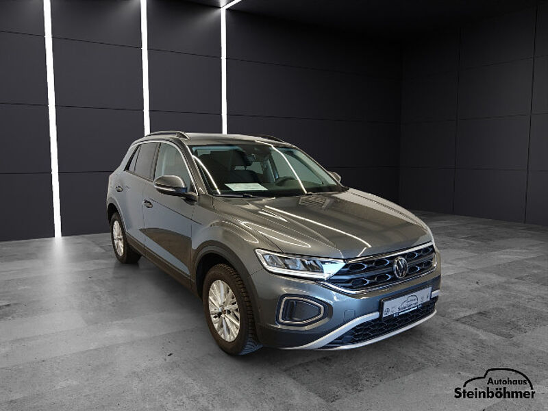 Volkswagen T-ROC Life 1.0TSI LED NAV SHZ AppCon Climatronic