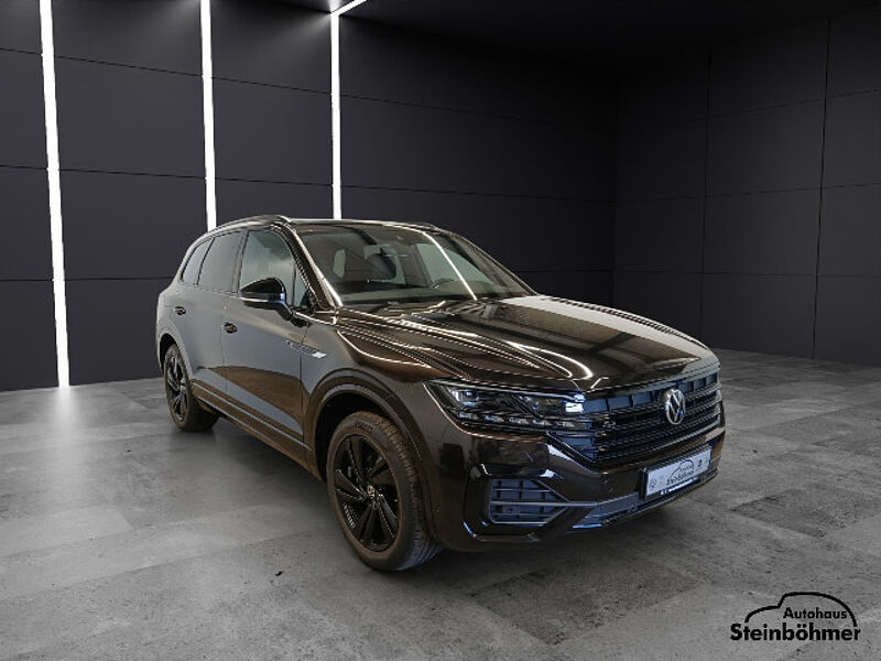 Volkswagen Touareg R-Line BlackStyle IQ. Light Innovision