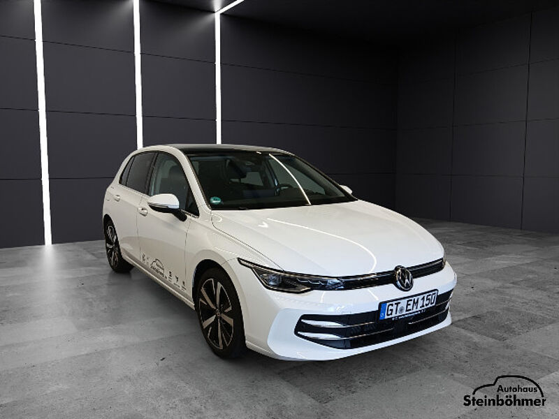 Volkswagen Golf Facelift Style 1.5eTSI DSG IQ. Light NAV