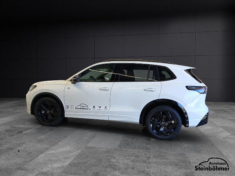 Volkswagen Tiguan R-Line BlackStyle 2.0TDI DSG IQ. Light NAV