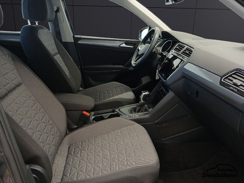 Volkswagen Tiguan Life 1.5TSI DSG LED NAV ACC SHZ AppCon