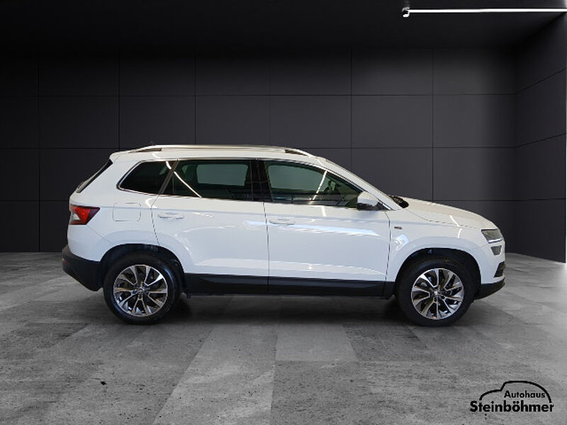 SKODA Karoq Clever 1.5TSI DSG LED Pano SHZ SmartLink