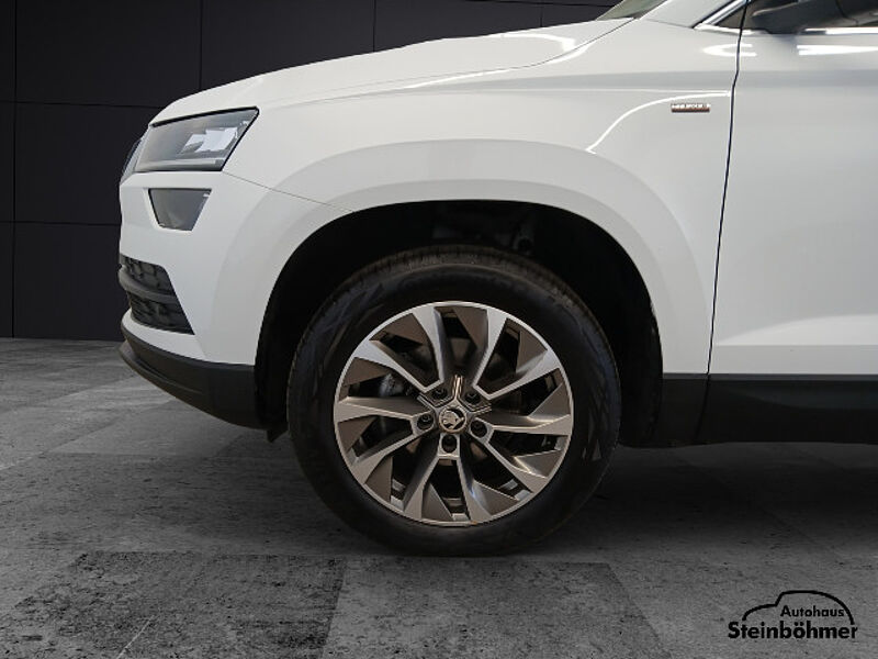 SKODA Karoq Clever 1.5TSI DSG LED Pano SHZ SmartLink