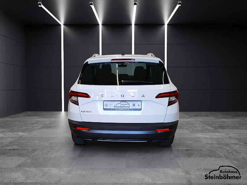 SKODA Karoq Clever 1.5TSI DSG LED Pano SHZ SmartLink