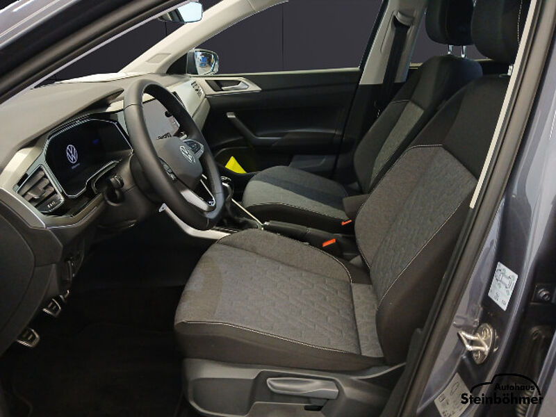 Volkswagen Polo MOVE 1.0TSI LED NAV SHZ AppCon Climatronic