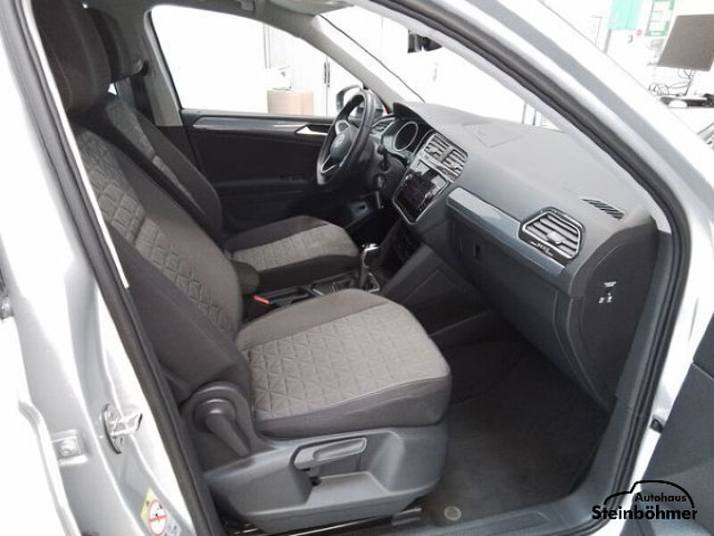 Volkswagen Tiguan Life 1.5TSI DSG LED NAV ACC SHZ AppCon