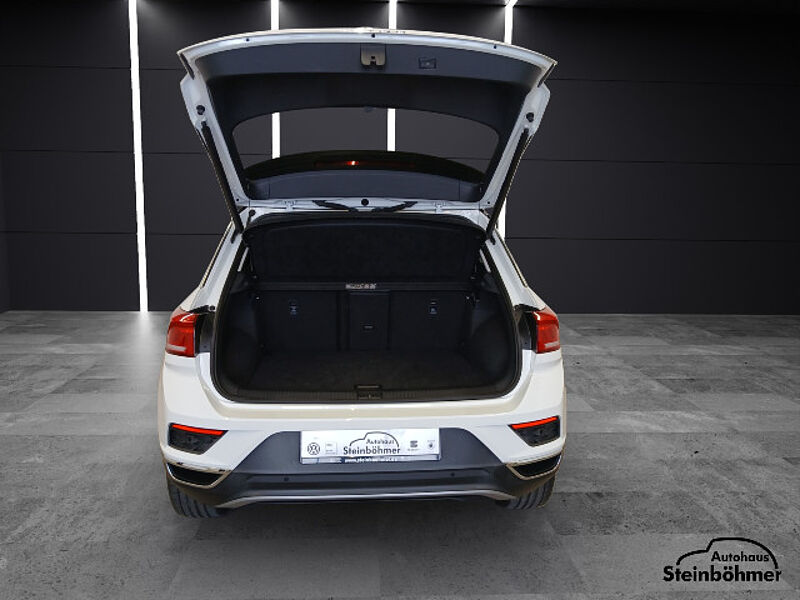 Volkswagen T-ROC United 1.5TSI DSG LED NAV AHK Pano SHZ