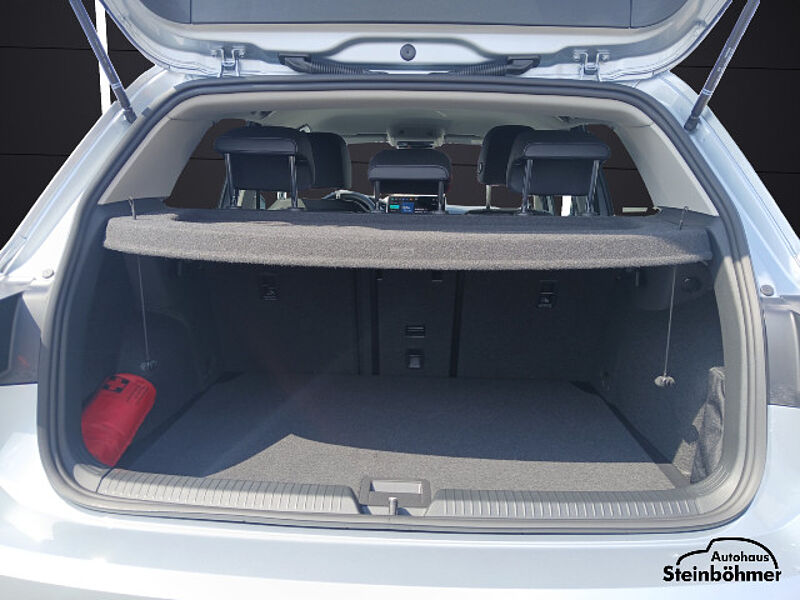 Volkswagen Golf Facelift Goal 1.5TSI LED AppCon SHZ ACC