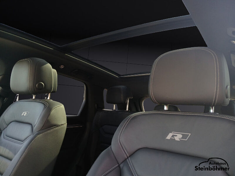 Volkswagen Touareg R-Line Pano Standhzg.