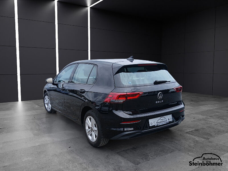 Volkswagen Golf Life 2.0TDI DSG LED NAV SHZ ACC AppCon