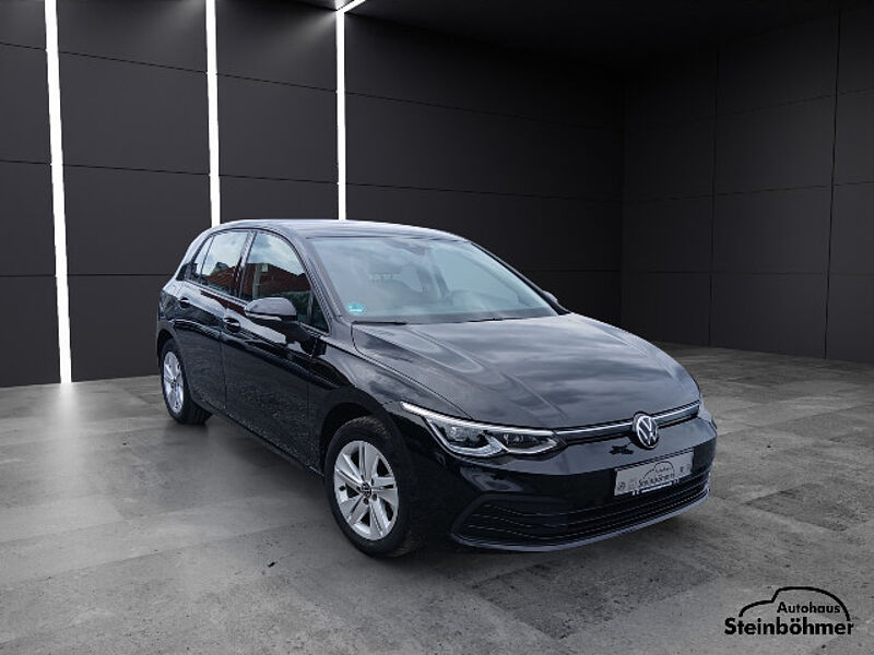 Volkswagen Golf Life 2.0TDI DSG LED NAV SHZ ACC AppCon