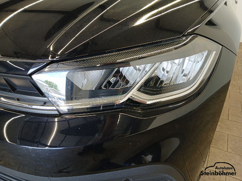 Volkswagen Polo MOVE 1.0TSI LED NAV SHZ AppCon Climatronic