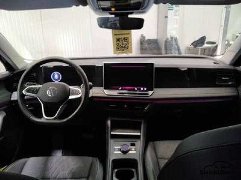 Volkswagen Tiguan Elegance 1.5eTSI DSG Navi LED AHK Kamera