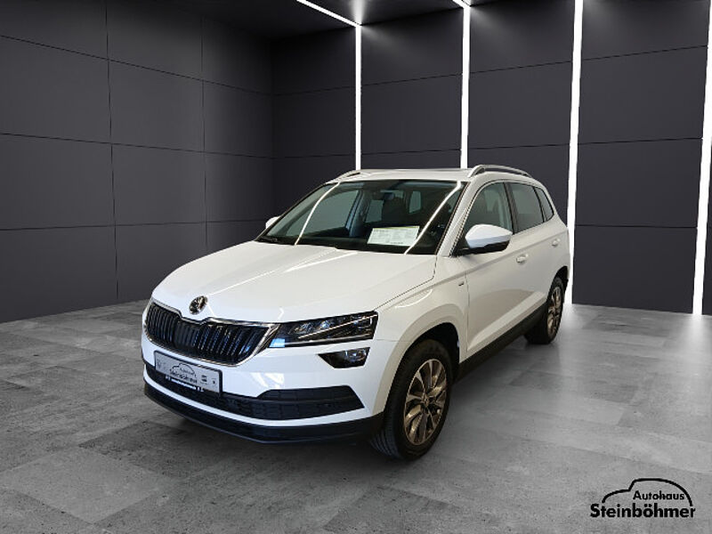 SKODA Karoq Clever 1.5TSI DSG LED NAV Pano SHZ