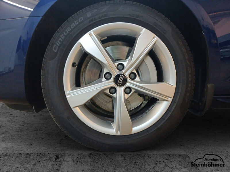 Audi A4 Avant 40 quattro 2.0TDI S-Tronic Standhzg.