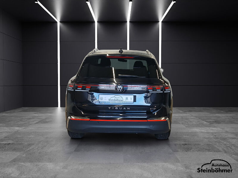 Volkswagen Tiguan Elegance 1.5eTSI DSG IQ. Light NAV AHK