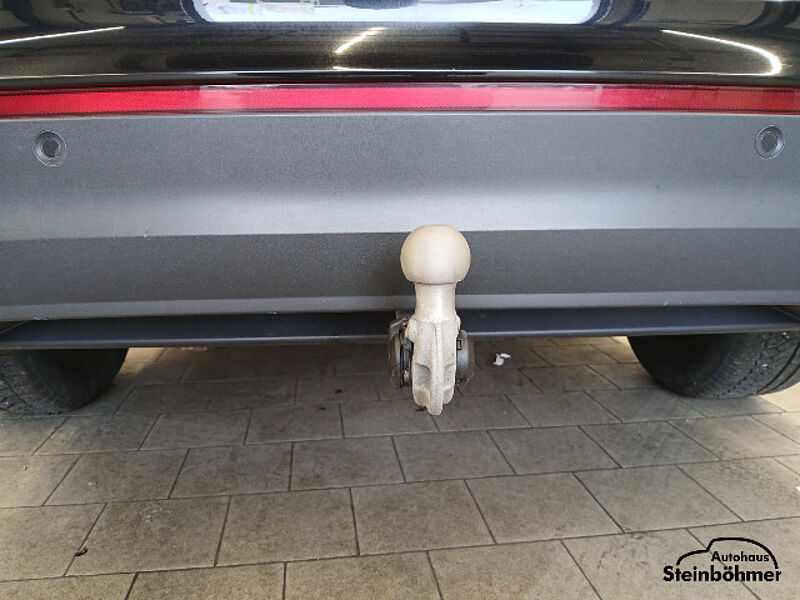 Volkswagen Tiguan Elegance 1.5eTSI DSG IQ. Light NAV AHK
