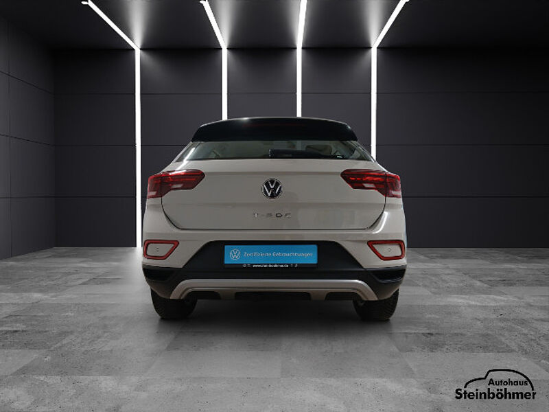 Volkswagen T-Roc 1.5TSI Life DSG Navi AHK LED Sitzhzg