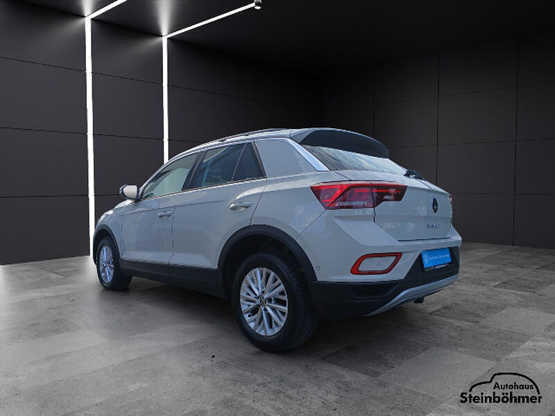 Volkswagen T-Roc 1.5TSI Life DSG Navi AHK LED Sitzhzg