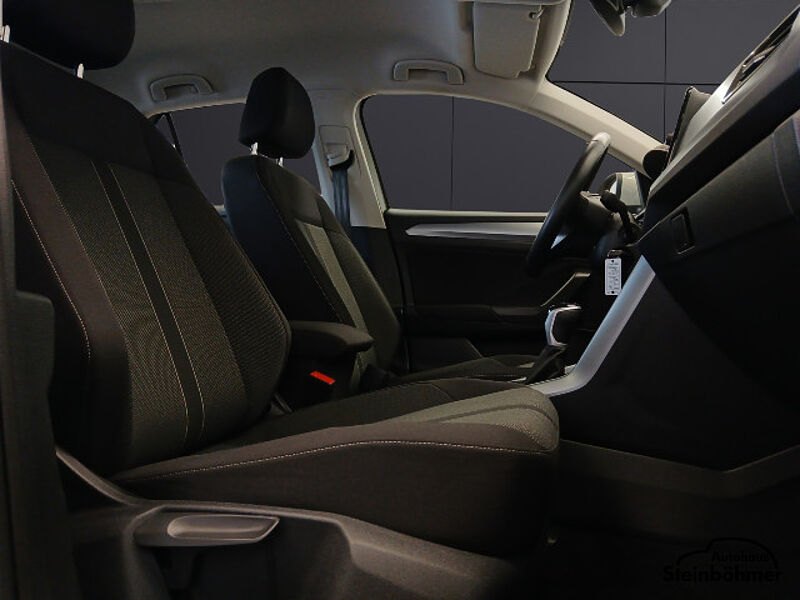 Volkswagen T-Roc Life 1.5 TSI NAVI AppCon LED