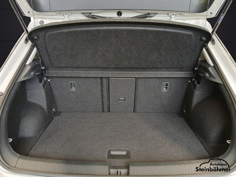 Volkswagen T-Roc Life 1.5 TSI NAVI AppCon LED