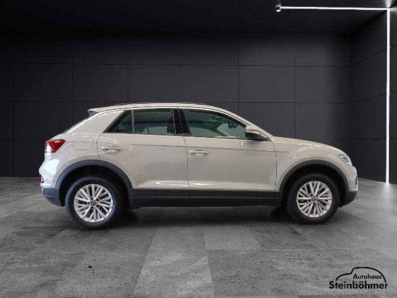 Volkswagen T-Roc Life 1.5 TSI NAVI AppCon LED