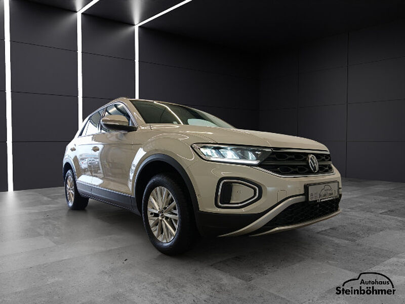 Volkswagen T-Roc Life 1.5 TSI NAVI AppCon LED