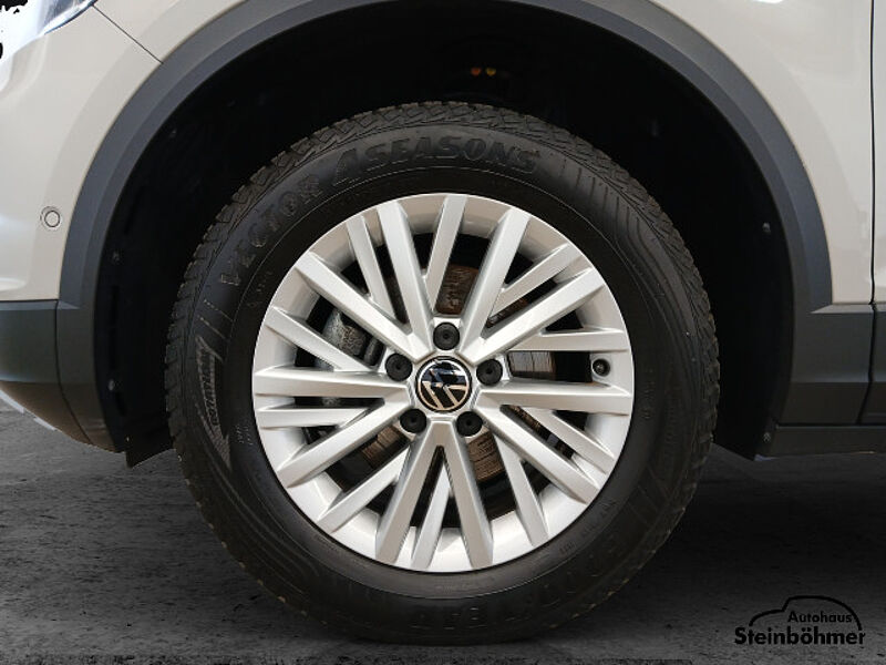 Volkswagen T-Roc Life 1.5 TSI NAVI LED SHZ AppCon AHK