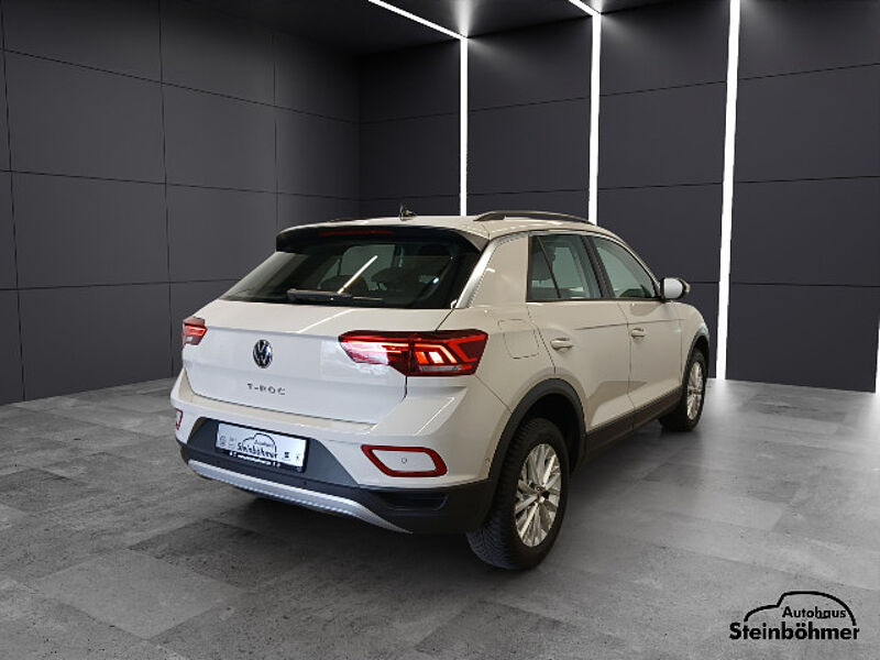 Volkswagen T-Roc Life 1.5 TSI NAVI LED SHZ AppCon AHK