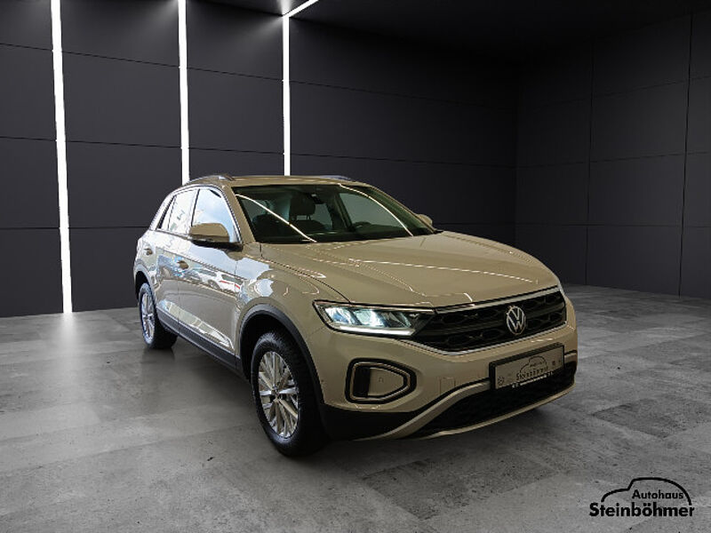 Volkswagen T-Roc Life 1.5 TSI NAVI LED SHZ AppCon AHK