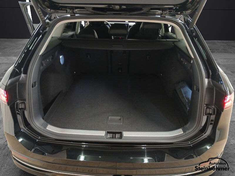 Volkswagen Passat Elegance 2.0TDI DSG Navi AHK IQ-LED