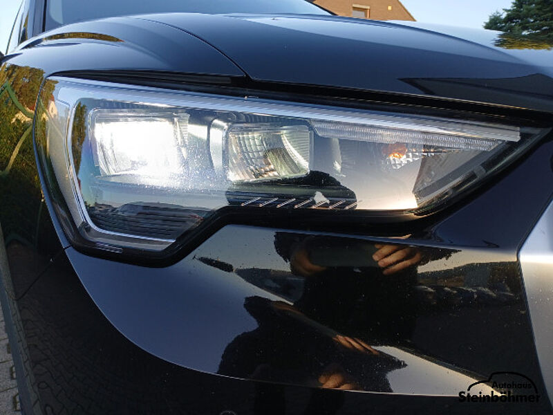Audi Q3 35 2.0 TDI Stronic Navi Plus AHK