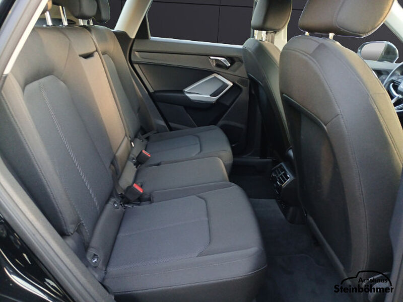 Audi Q3 35 2.0 TDI Stronic Navi Plus AHK