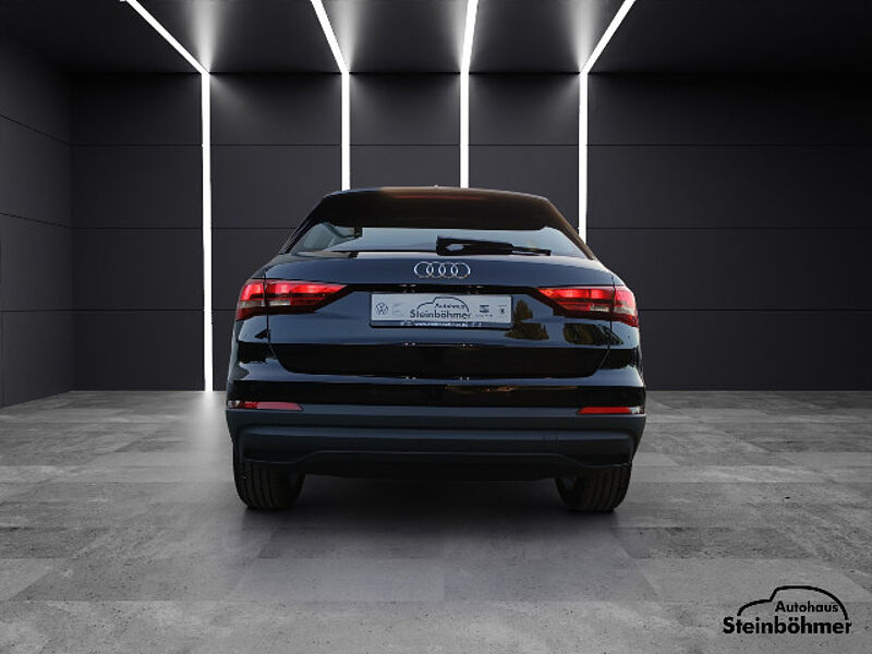 Audi Q3 35 2.0 TDI Stronic Navi Plus AHK