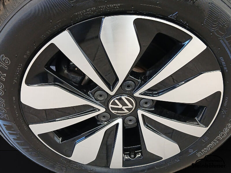 Volkswagen Golf Variant GOAL 1.5 eTSI DSG LED Plus NAV AHK