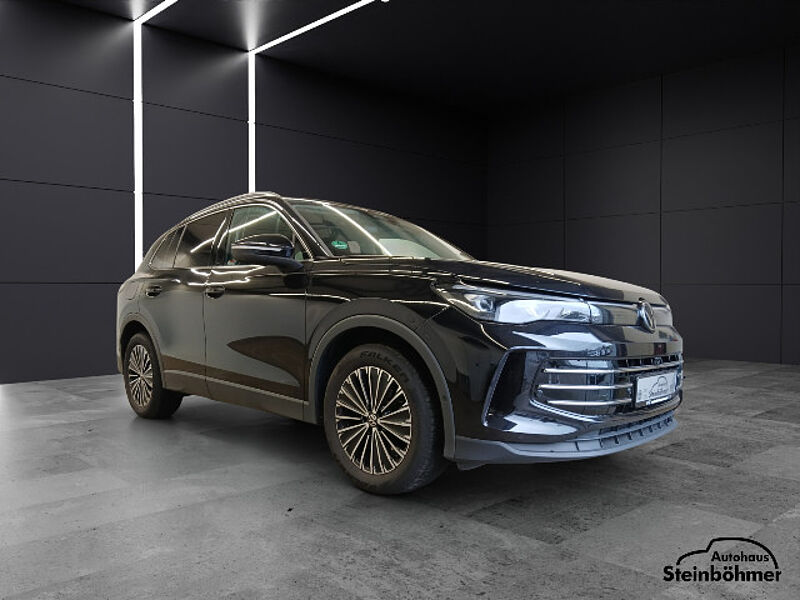 Volkswagen Tiguan Elegance 1.5eTSI DSG IQ. Light NAV AHK ACC