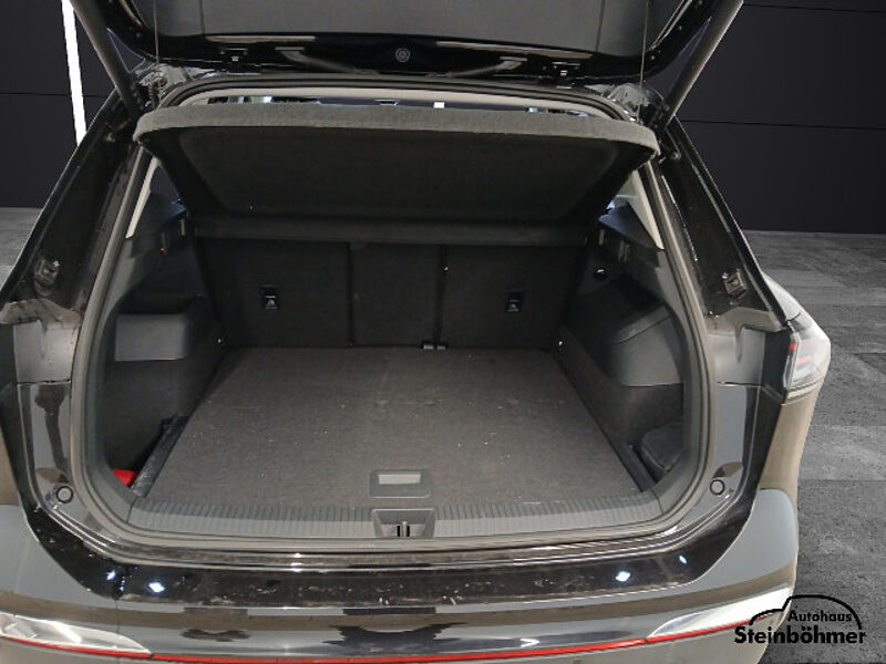 Volkswagen Tiguan Elegance 1.5eTSI DSG IQ. Light NAV AHK ACC